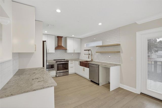 162 E DAVIS BOULEVARD, Tampa, FL 33606