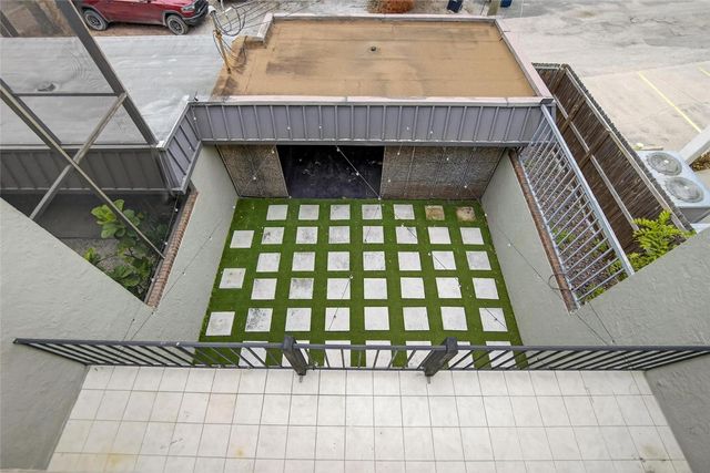 162 E DAVIS BOULEVARD, Tampa, FL 33606