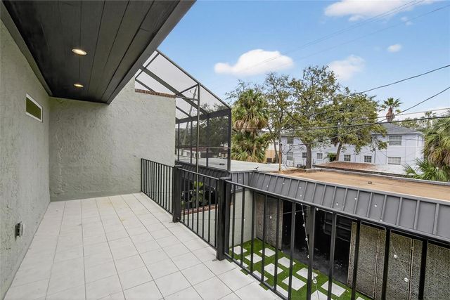 162 E DAVIS BOULEVARD, Tampa, FL 33606