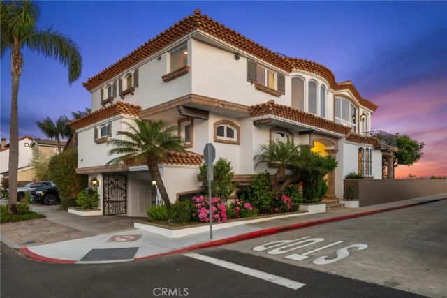 1201 E Balboa Boulevard, Newport Beach, CA 92661