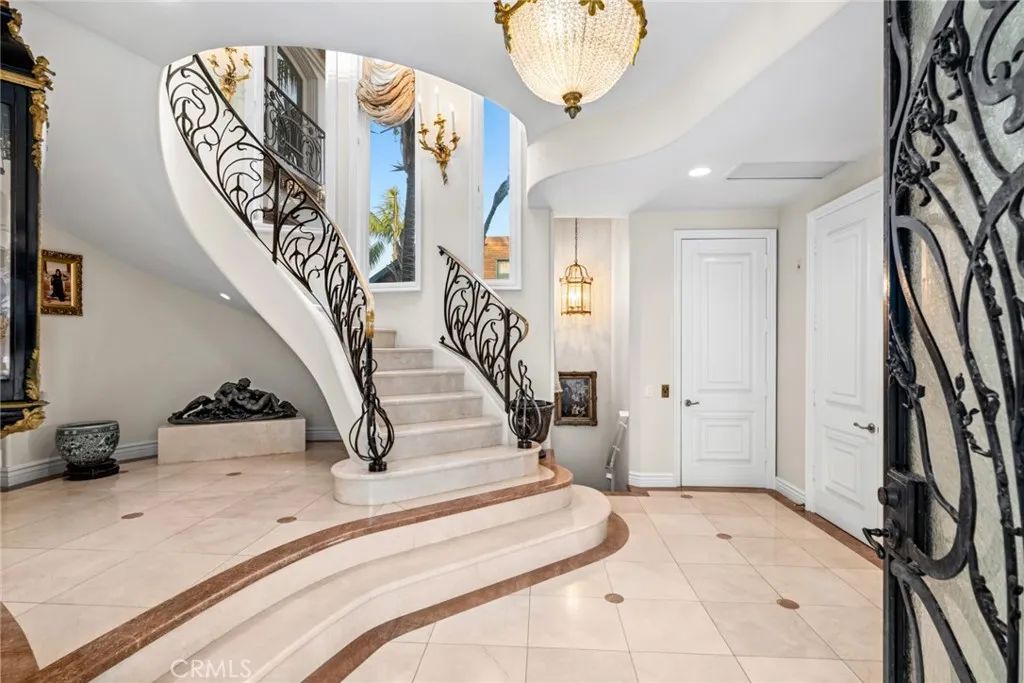 Image 3 of property listing at 1201 E Balboa Boulevard, Newport Beach, CA 92661