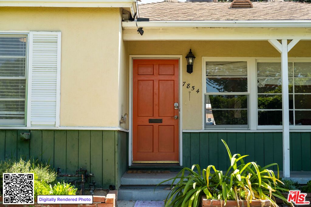 Image 3 of property listing at 7854 Agnes Avenue, North Hollywood, CA 91605