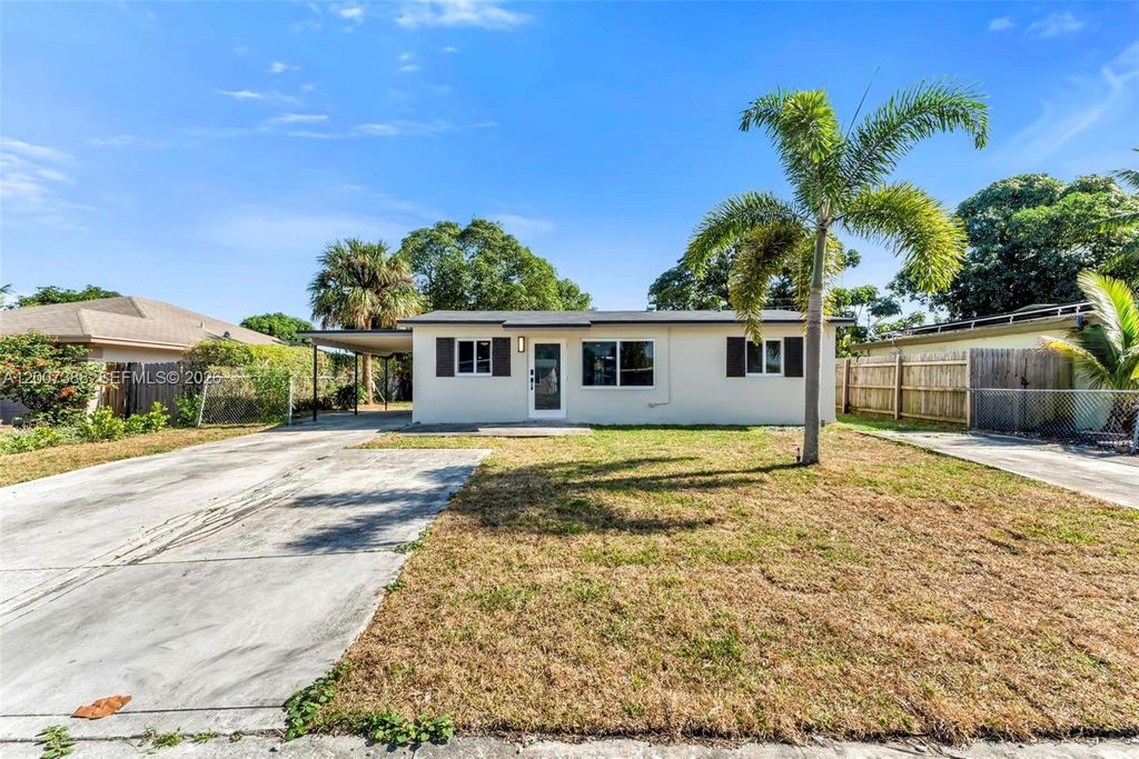 311 NW 12th Avenue, Delray Beach, FL 33444