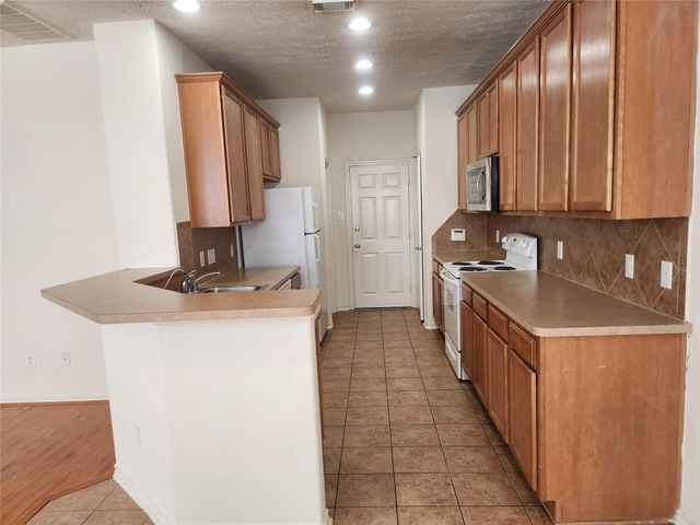 11509 Hackmatack Way, Houston, TX 77066