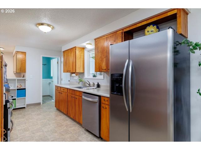 13260 Sw EVERGREEN St, Beaverton, OR 97005