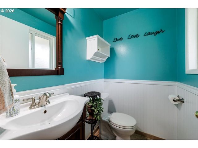 13260 Sw EVERGREEN St, Beaverton, OR 97005