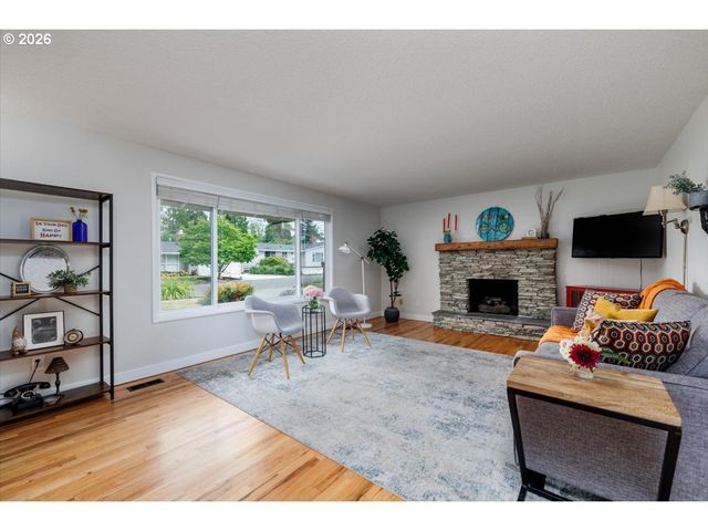 13260 Sw EVERGREEN St, Beaverton, OR 97005