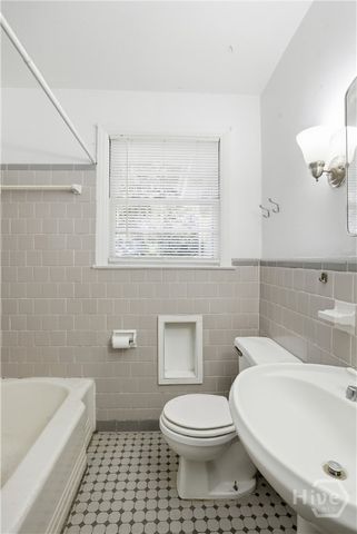 406 E 63rd Street, Savannah, GA 31405