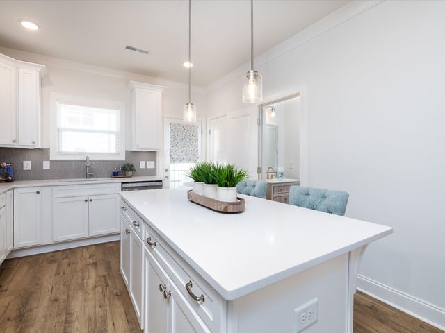 720 Fordham Dr, Brentwood, TN 37027