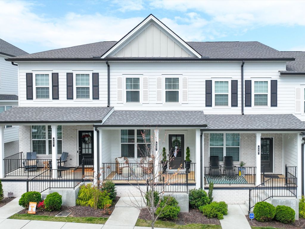 720 Fordham Dr, Brentwood, TN 37027