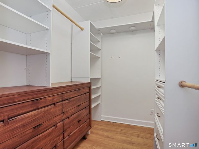 27 Northill Street 2J, Stamford, CT 06907