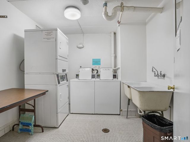 27 Northill Street 2J, Stamford, CT 06907