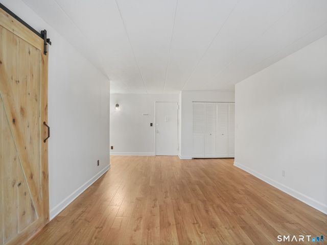 27 Northill Street 2J, Stamford, CT 06907
