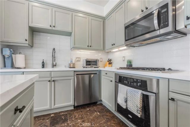 5410 149th Pl 11, Hawthorne, CA 90250