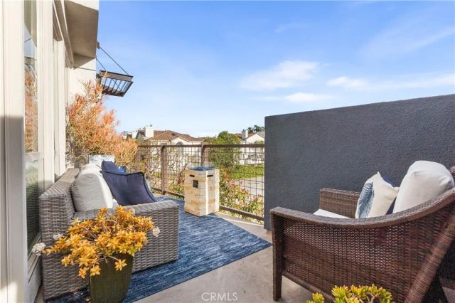 5410 149th Pl 11, Hawthorne, CA 90250