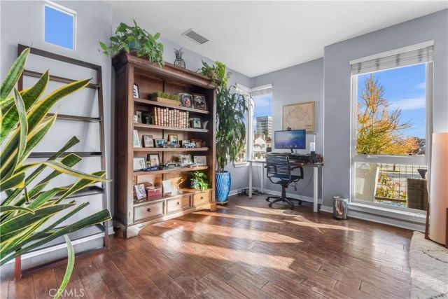 5410 149th Pl 11, Hawthorne, CA 90250