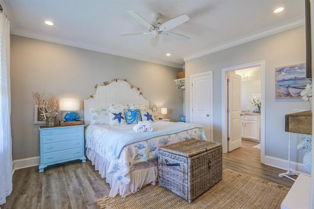 978 Surfview, Crystal Beach, TX 77650