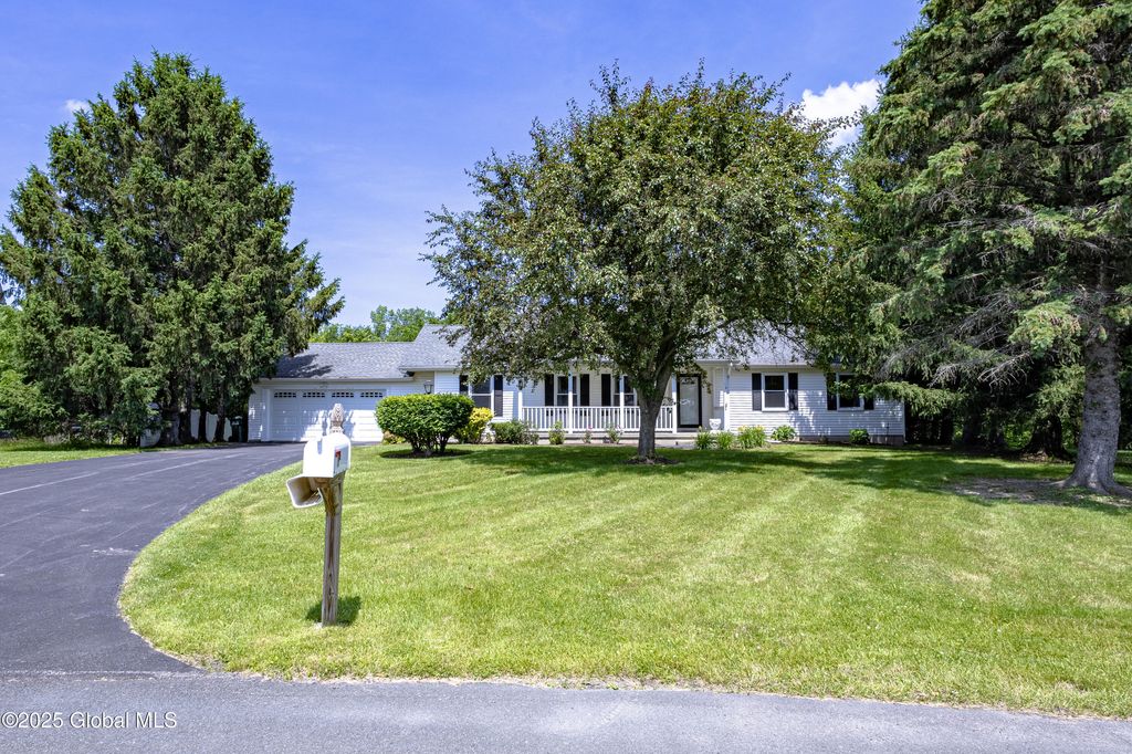 16 Wilson Lane, Cohoes, NY 12047