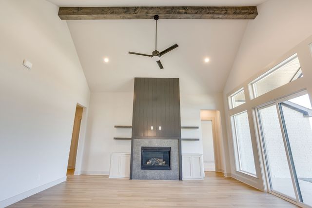 3051 Paradise Mountain Way, Waxahachie, TX 75167