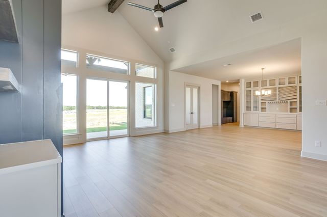 3051 Paradise Mountain Way, Waxahachie, TX 75167