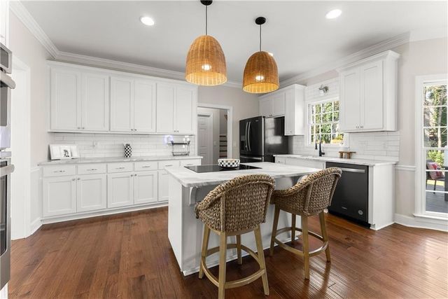 210 Weatherwood Circle, Alpharetta, GA 30004