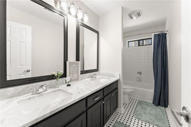 210 Weatherwood Circle, Alpharetta, GA 30004