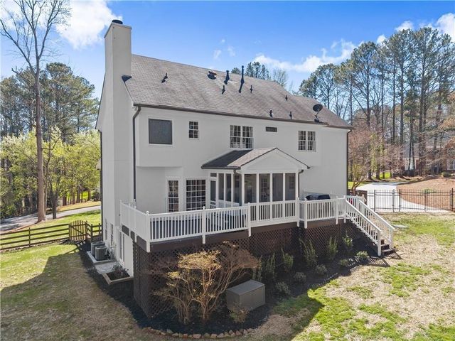 210 Weatherwood Circle, Alpharetta, GA 30004