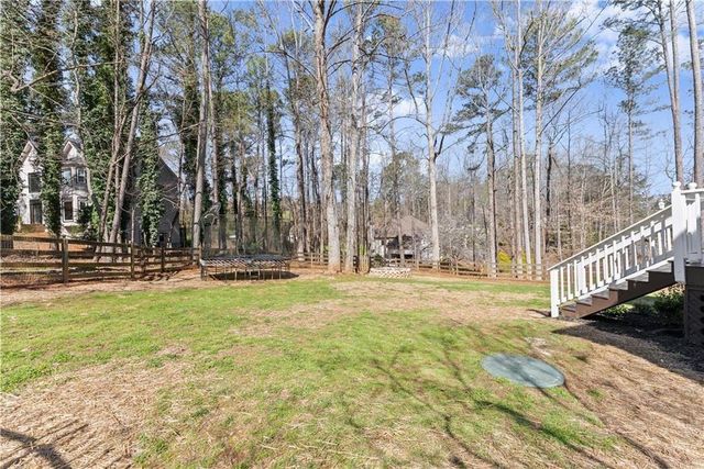 210 Weatherwood Circle, Alpharetta, GA 30004