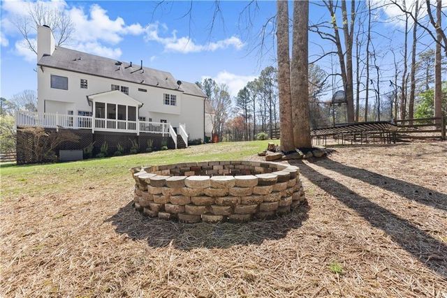 210 Weatherwood Circle, Alpharetta, GA 30004