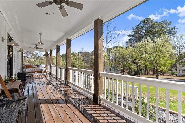 210 Weatherwood Circle, Alpharetta, GA 30004
