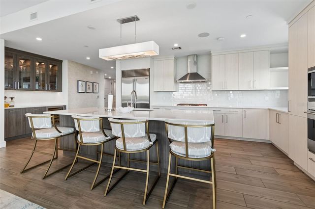 3401 BAYSHORE BOULEVARD 504, Tampa, FL 33629