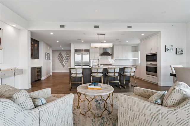 3401 BAYSHORE BOULEVARD 504, Tampa, FL 33629