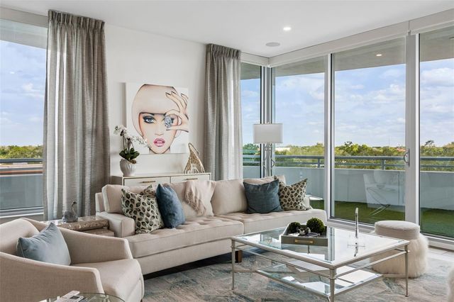 3401 BAYSHORE BOULEVARD 504, Tampa, FL 33629