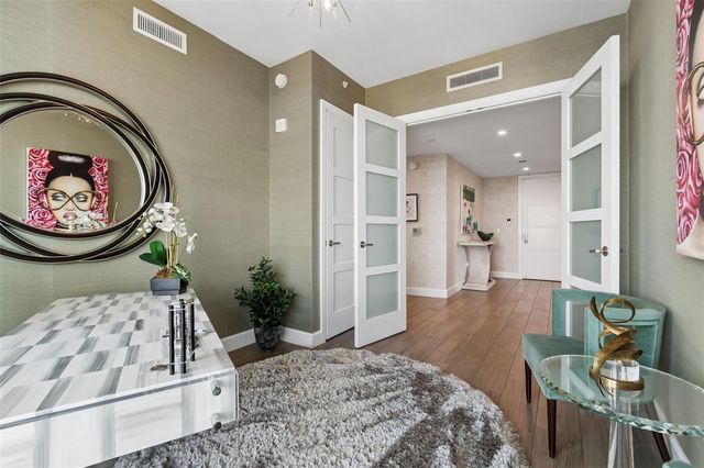 3401 BAYSHORE BOULEVARD 504, Tampa, FL 33629