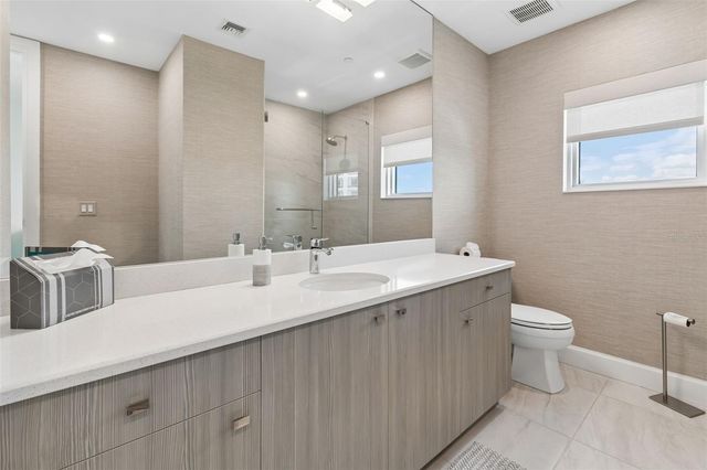 3401 BAYSHORE BOULEVARD 504, Tampa, FL 33629