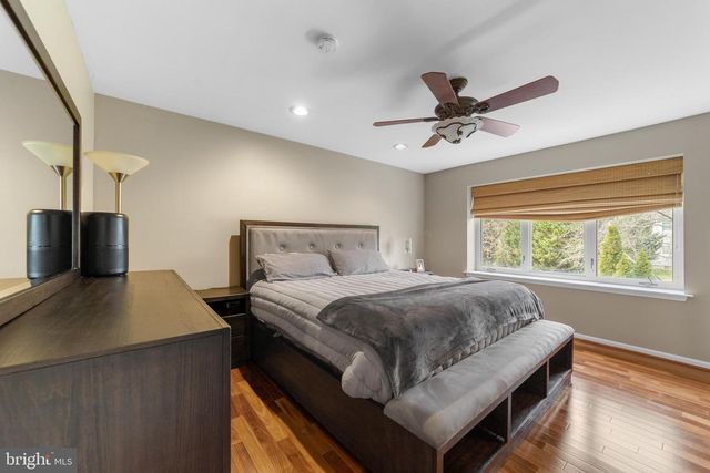 938 CHANTICLEER DR, Cherry Hill, NJ 08003