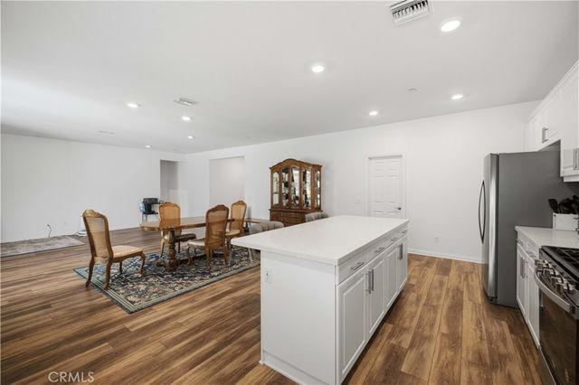 8188 Country Mile Lane, Riverside, CA 92507