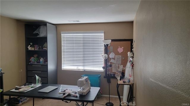 846 Santona, Perris, CA 92571