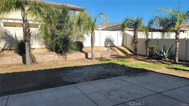 846 Santona, Perris, CA 92571
