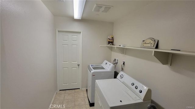 846 Santona, Perris, CA 92571