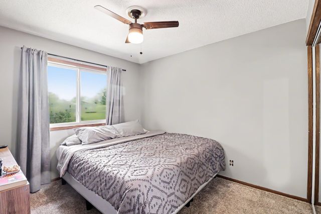 2000 75th Avenue N, Brooklyn Park, MN 55444