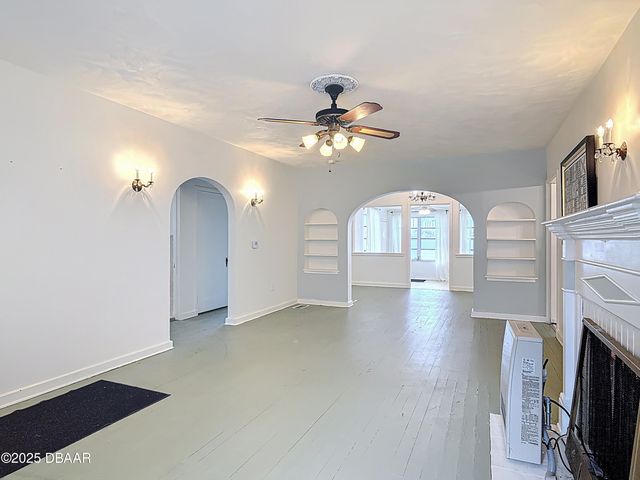 255 Lexington Drive, Daytona Beach, FL 32114