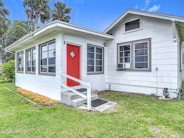 255 Lexington Drive, Daytona Beach, FL 32114