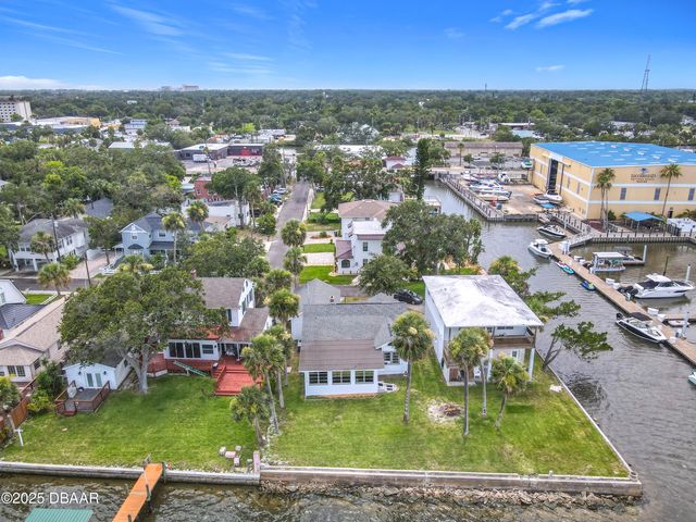255 Lexington Drive, Daytona Beach, FL 32114