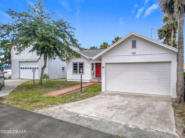 255 Lexington Drive, Daytona Beach, FL 32114