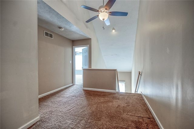 127 Fairway Landings Dr, Cecil, PA 15317