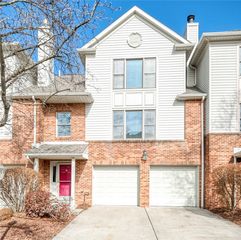 127 Fairway Landings Dr, Cecil, PA 15317