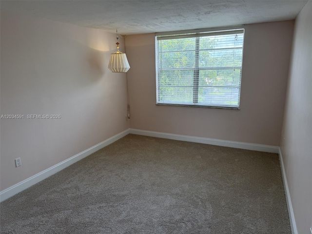 13120 SW 92nd Ave B-404, Miami, FL 33176