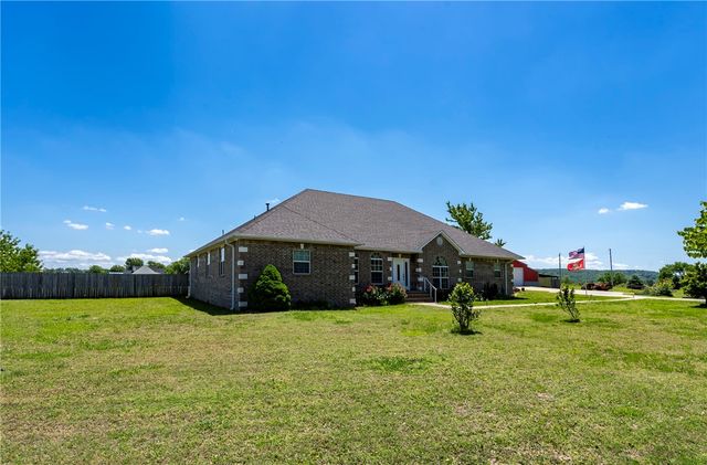 17444 Highway 16, Siloam Springs, AR 72761