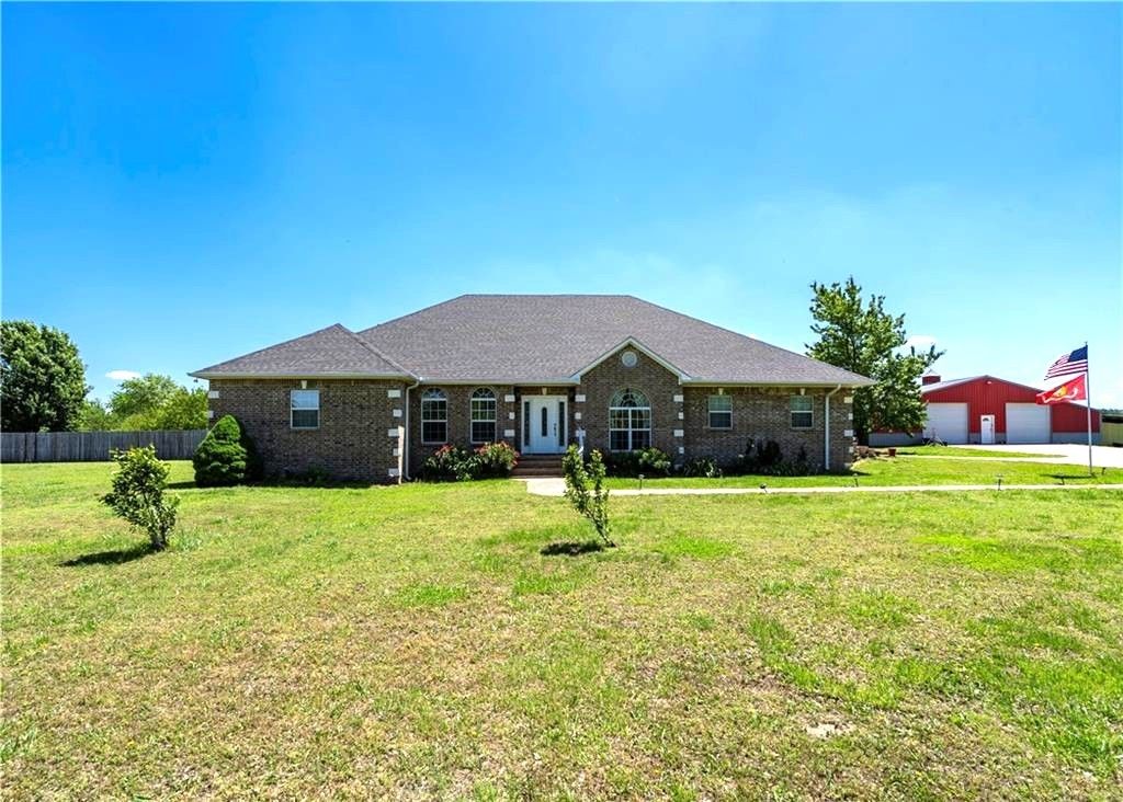 17444 Highway 16, Siloam Springs, AR 72761
